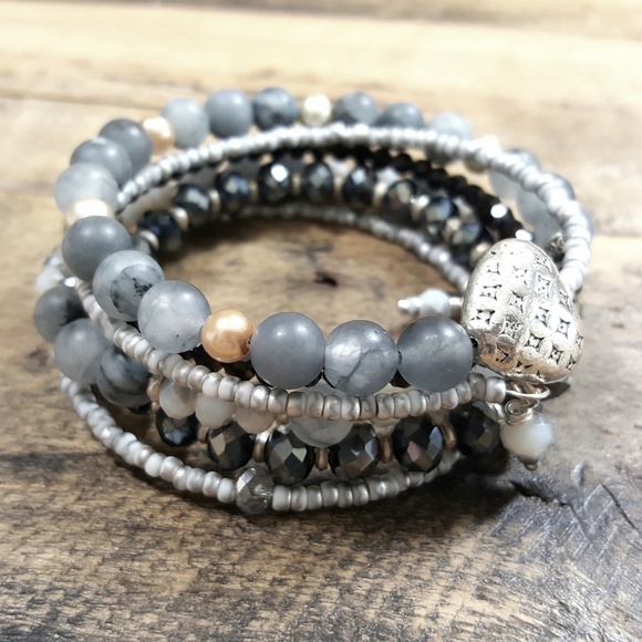 Artisan Shabby Chic 5 Layer Gray Heart Bracelet - Picture 7 of 7